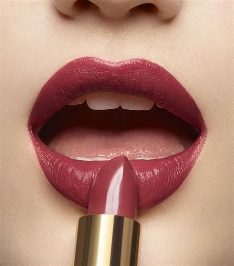 ysl rouge pur couture 9 swatch